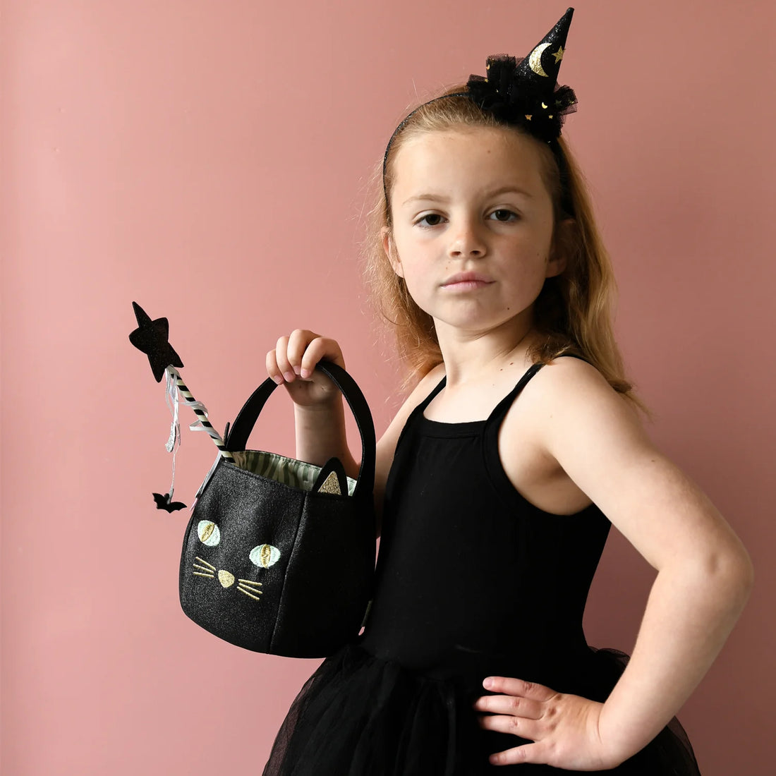 Black Cat Bucket Bag