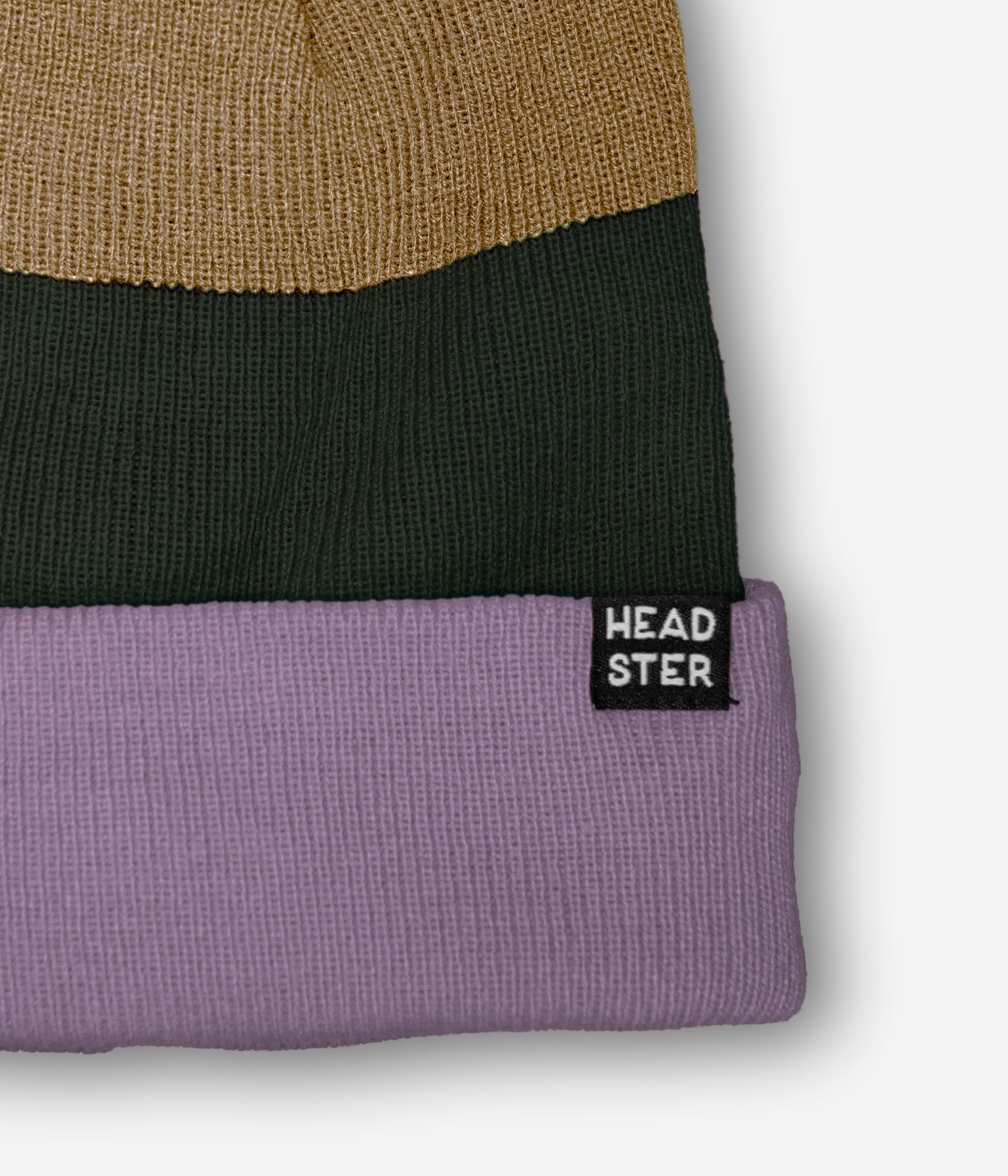 Tricolor Beanie Lined With Fleece