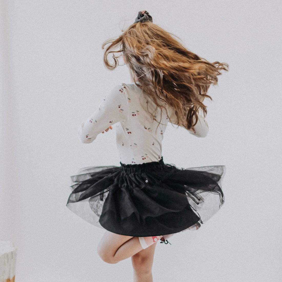 BLACK SKIRT IN TULLE OF POLYESTER, CHILD