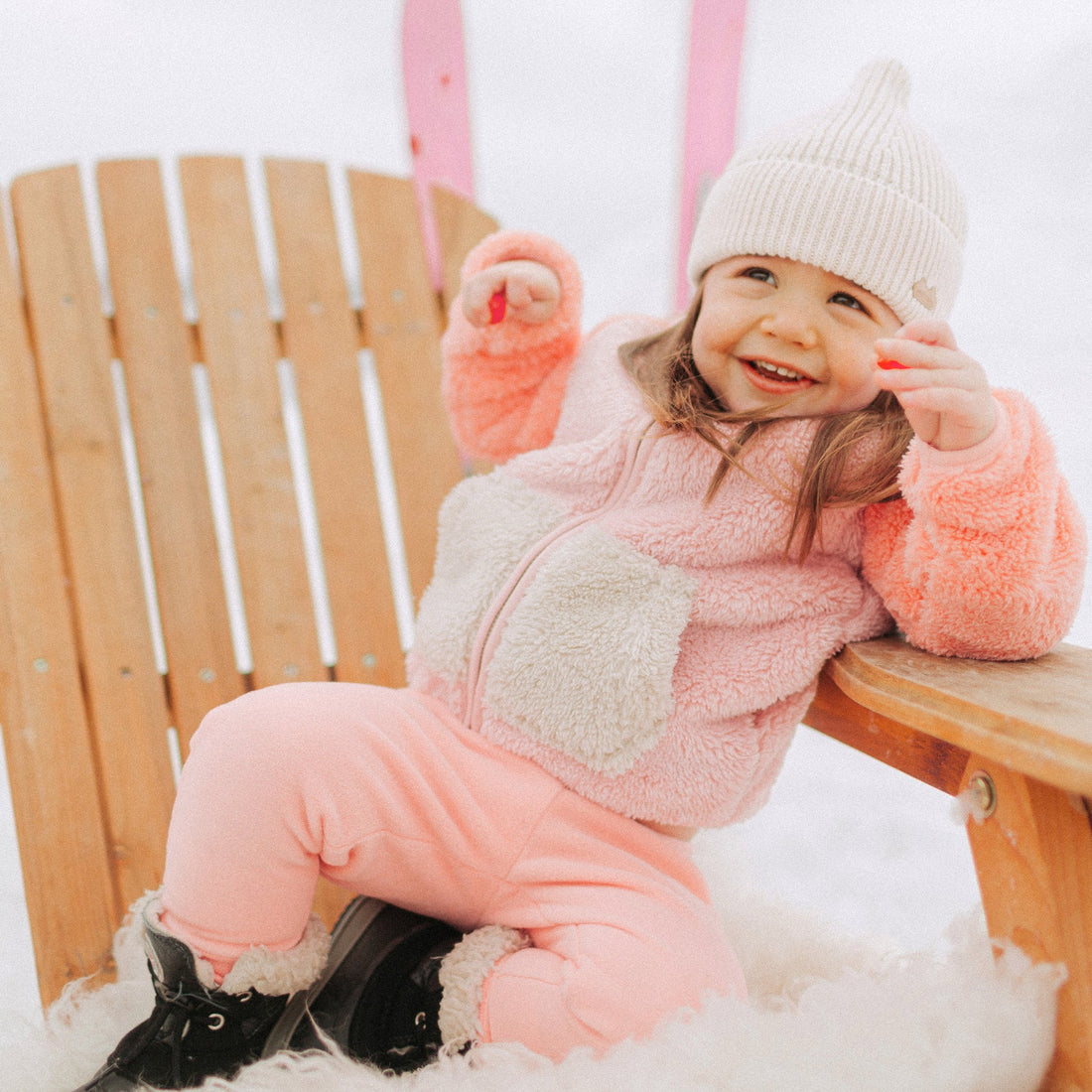 PINK COLOR BLOCK HOODED VEST IN SHERPA BABY