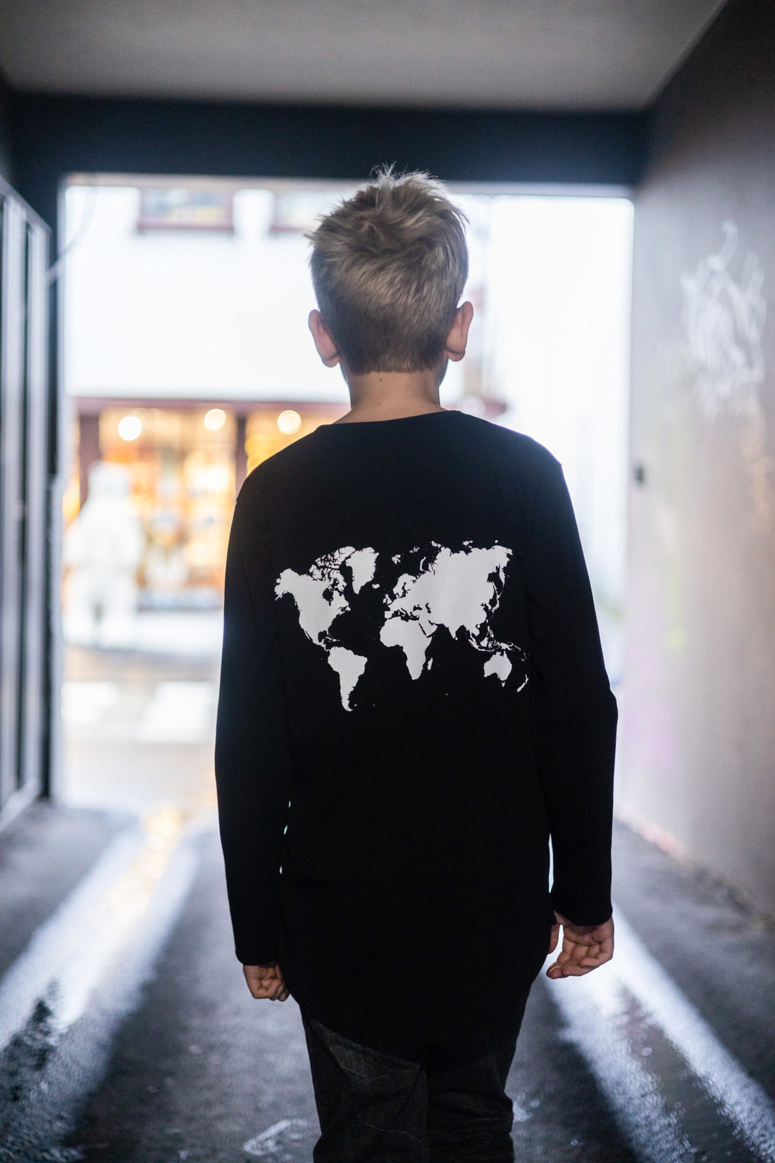 Long Sleeve Shirt – World